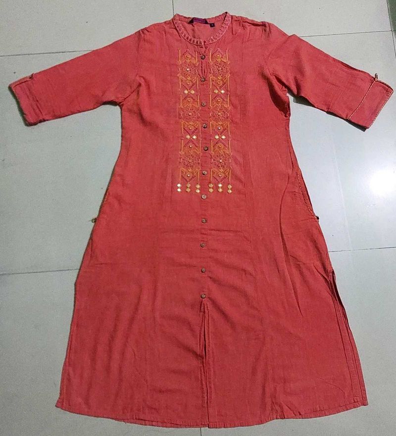 Red Embroidered Kurta