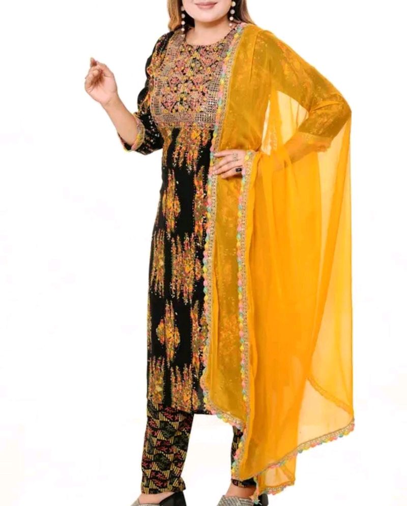 Kurta Set &amp; Cargo Women Lower