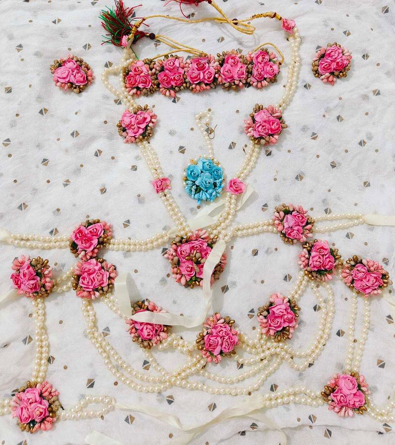 10 Piece Flower Pearl Jewellery