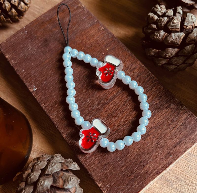 Aesthetic Pearl Phonecharm