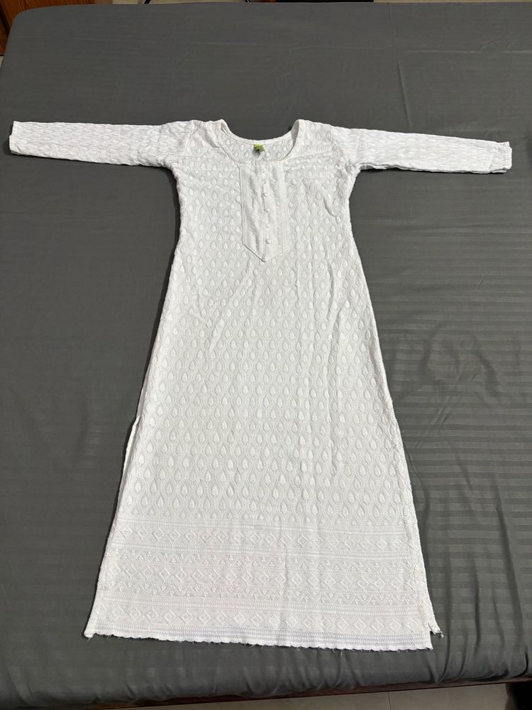 White Embroidered Kurta