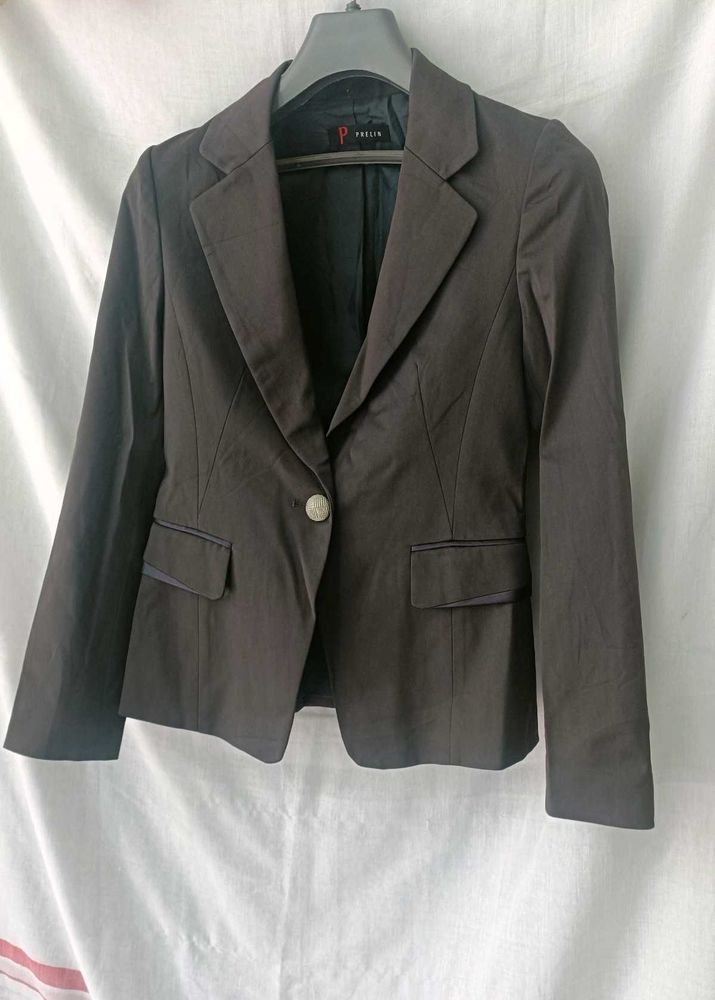Stylish Brown Blazer
