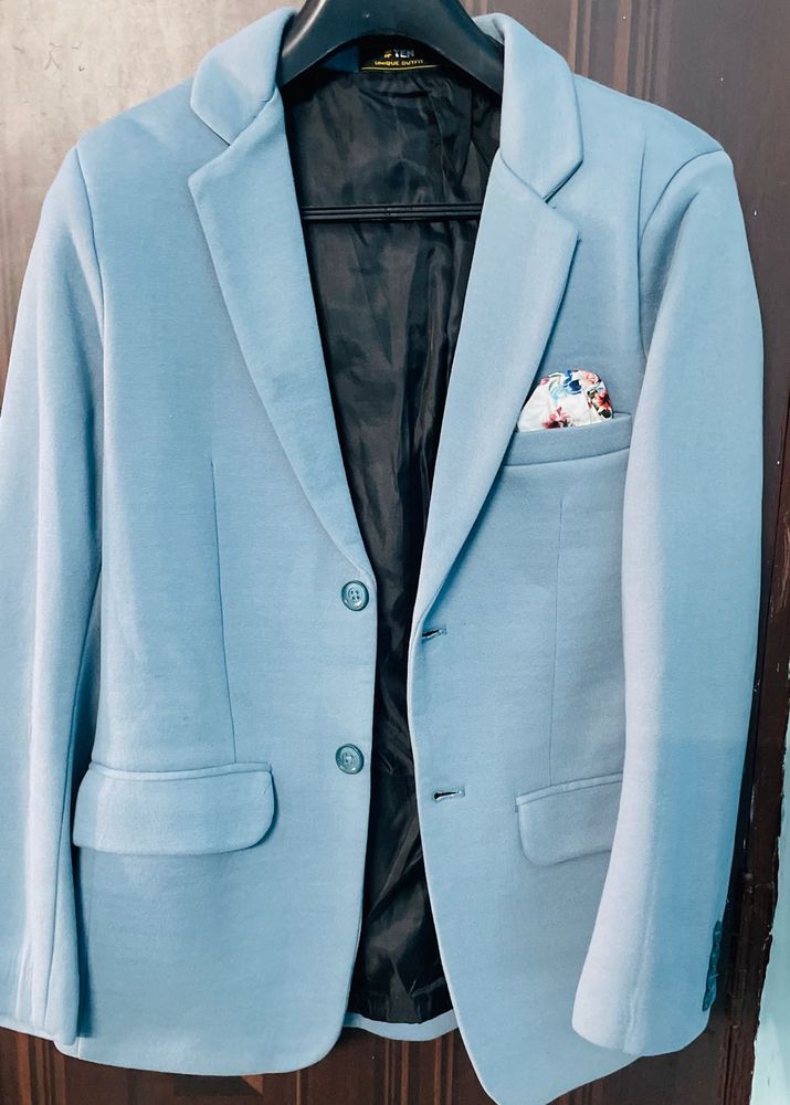 Light Blue Blazer with Pocket Square