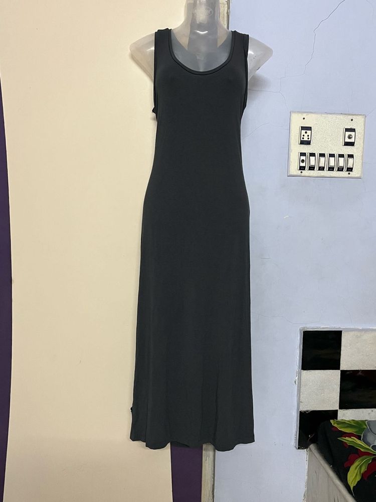 free sizeSleeveless grey Maxi Dress with pockets