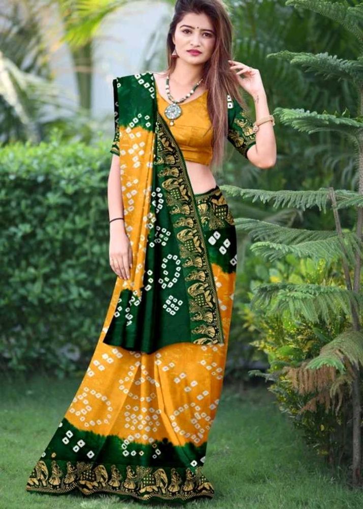 Bandhani Art Silk Saree With Blouse