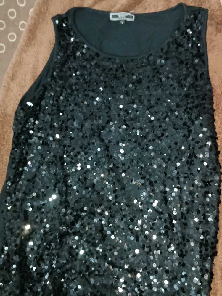 Shiny Dress That&#39;s Sparks Your Personality
