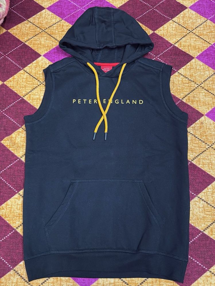 Peter England Sleeveless Hoodie