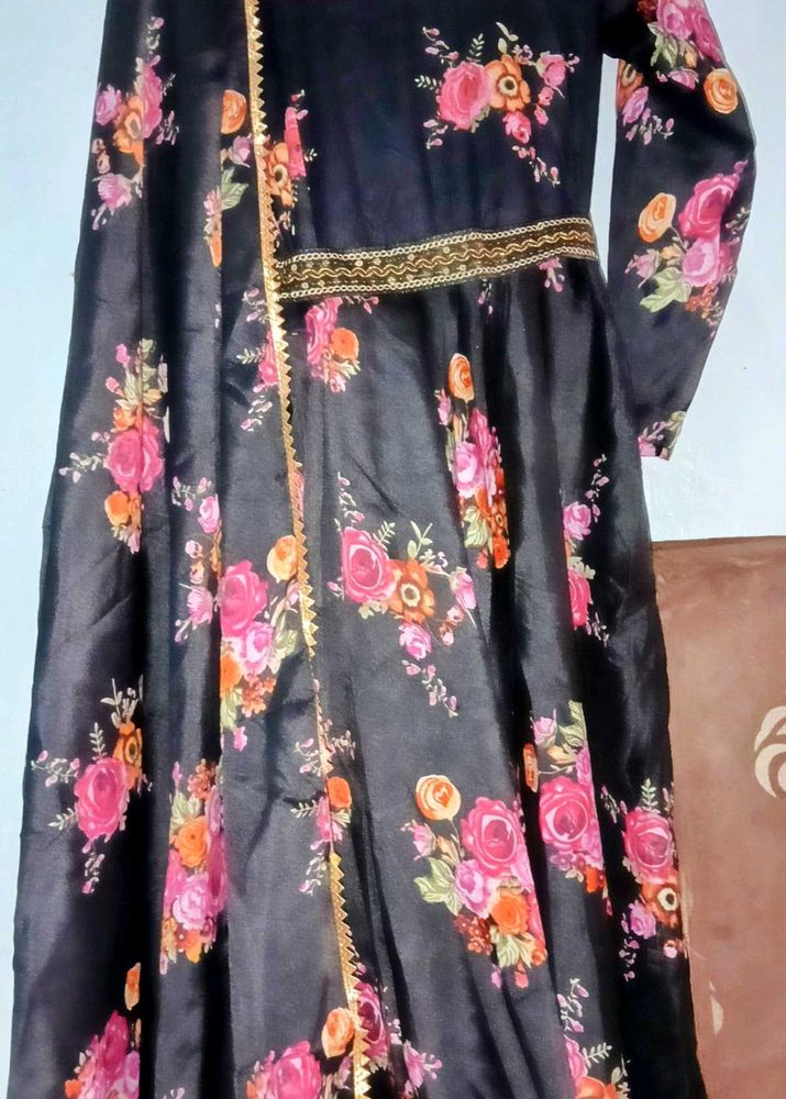 Floral Black Kurta Set