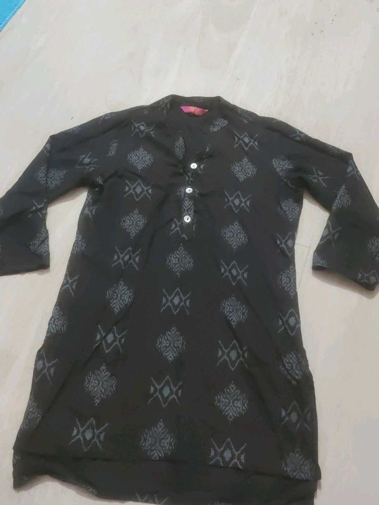 Patterned Tunic Top