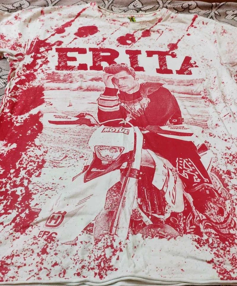 Graphic Print T-Shirt
