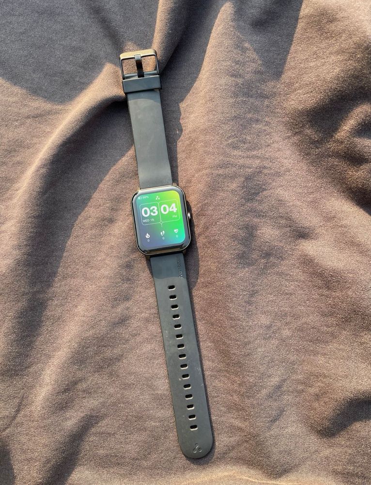Ambrane Wise Glaze Amoled, Calling Smart Watch