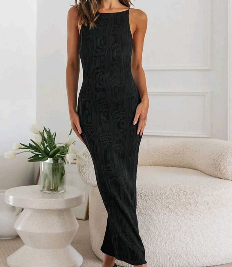 Elegant Black Maxi Dress