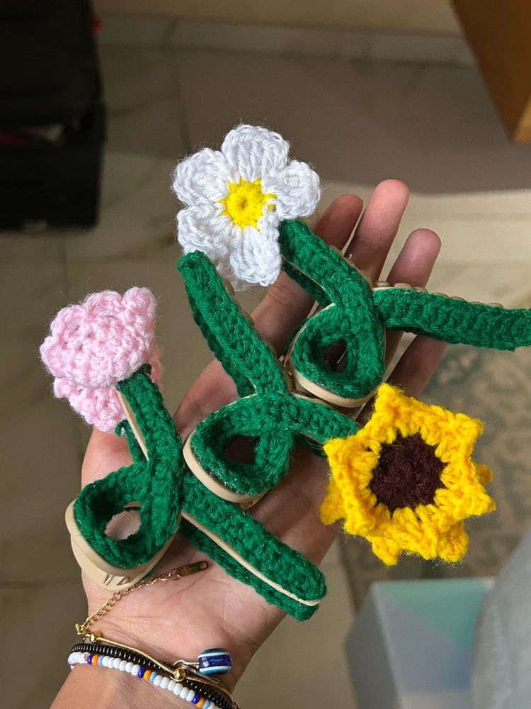 Crochet Flower Hair Clips - Set of 3