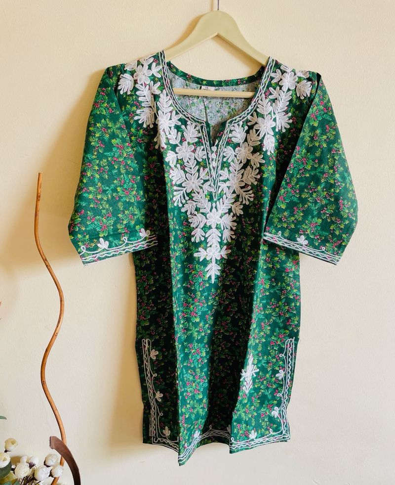 Green Embroidered Kurta