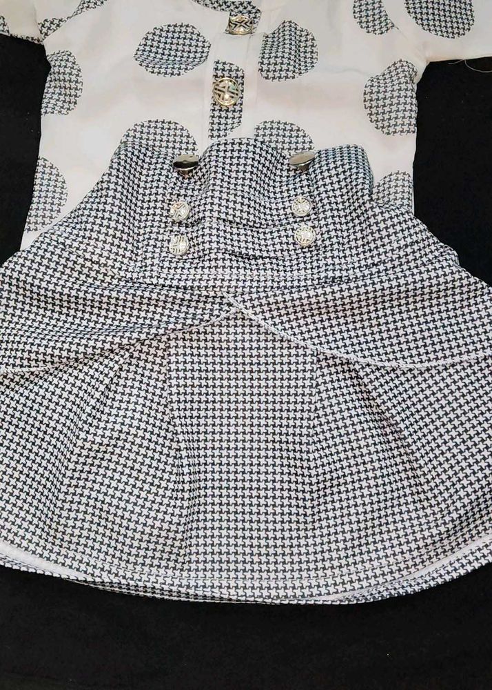 Houndstooth Skirt &amp; Blouse Set