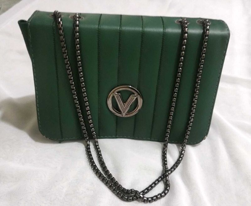 Green Shoulder Bag with Chain