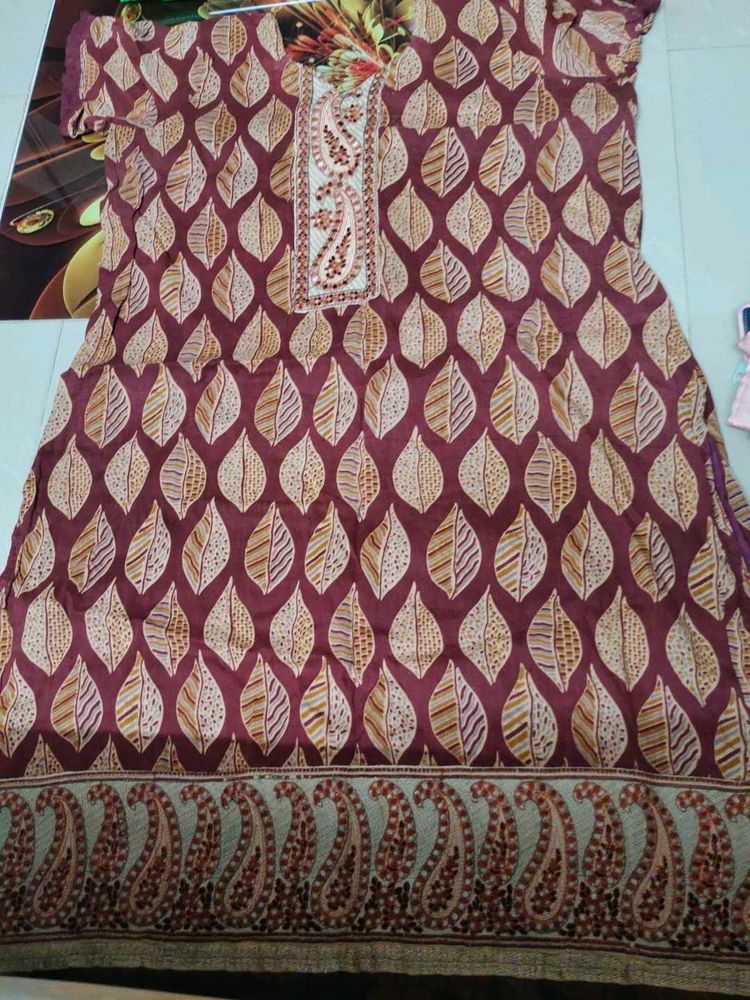 Maroon Leaf Print Kurti