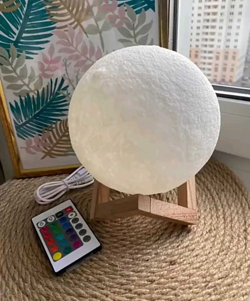 3D Moon Lamp 🌙
