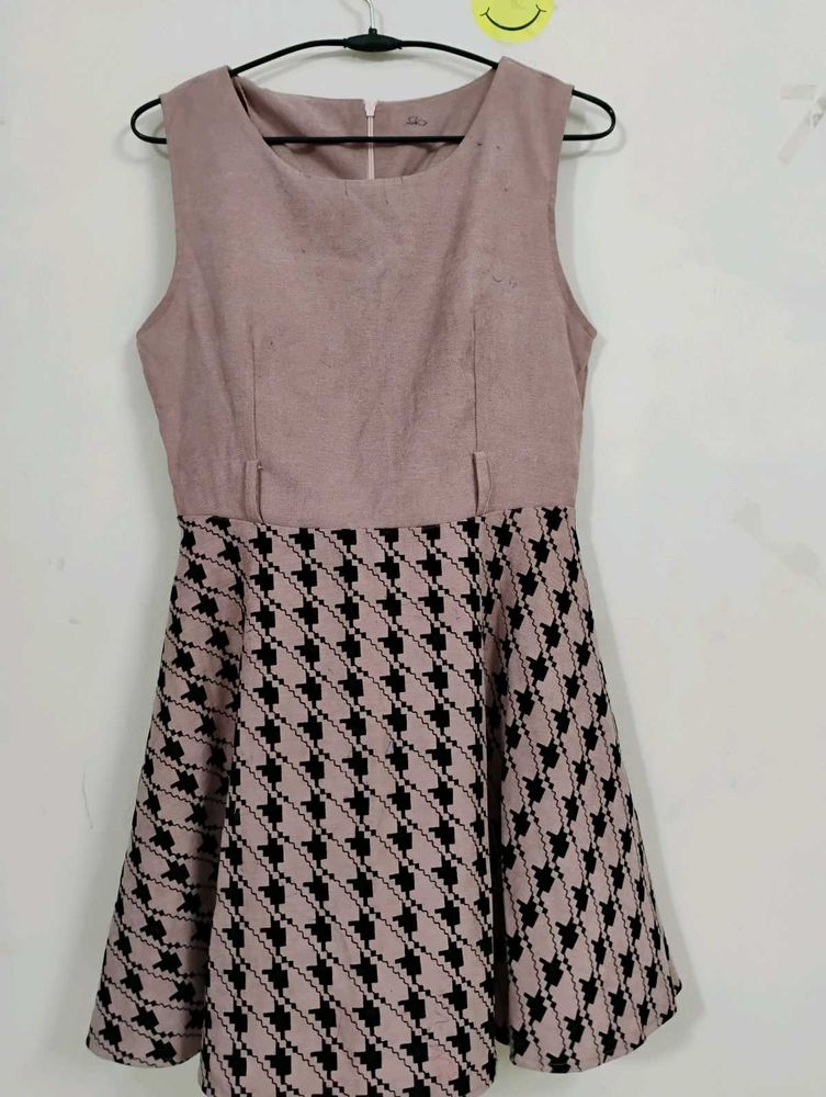 Meedy Dress