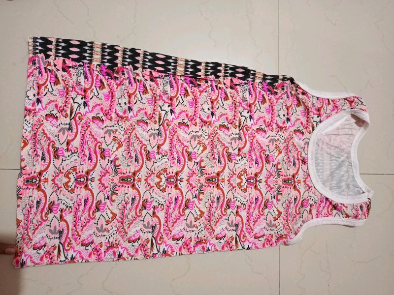 Neon Pink Sando