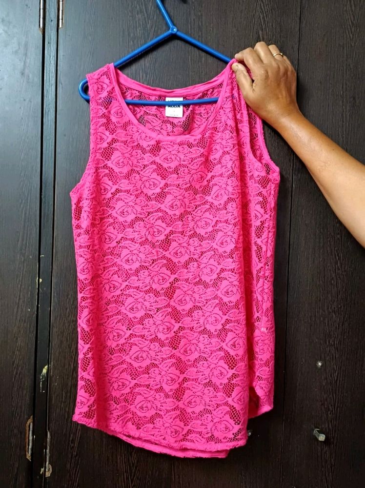 Vero Moda Lace Tank Top. S Size. 250 Rupees. P