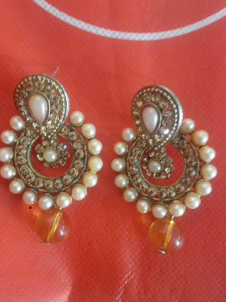 Elegant Pearl Drop Earrings