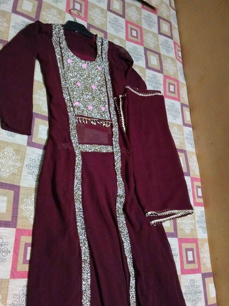 Elegant Maroon skirt dress