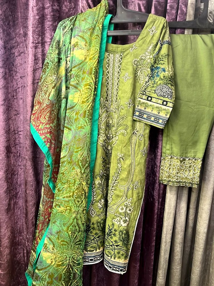 Pakistani Drss
