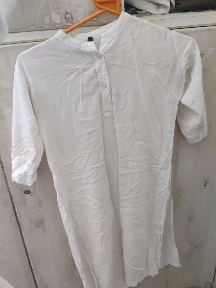 Elegant White Tunic Top