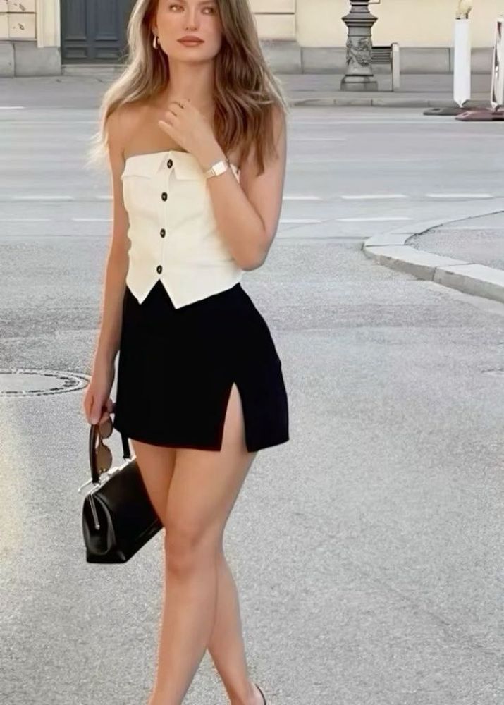 Black Skirt