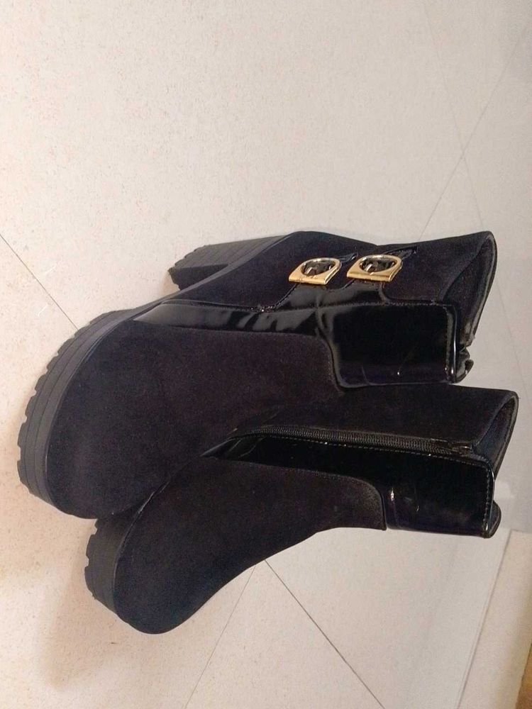 Black Ankle Boots