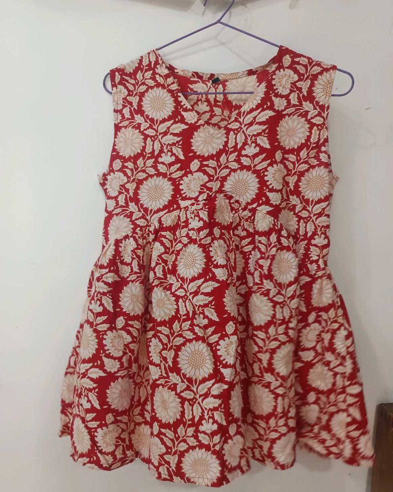 Red Floral Peplum Top
