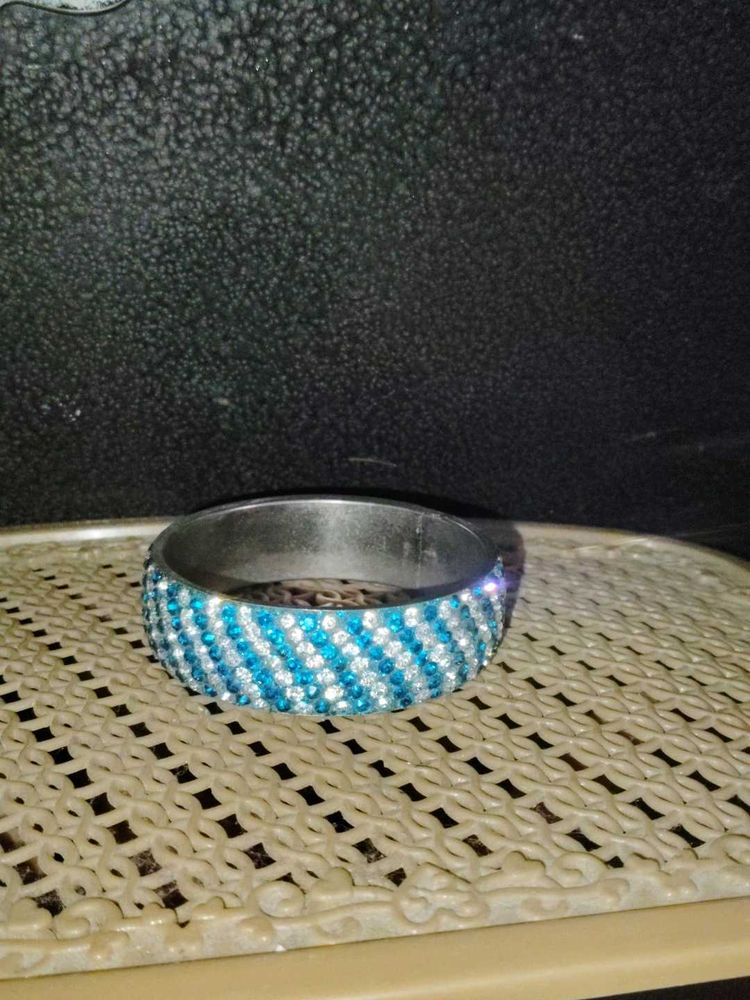 Sparkling Blue &amp; Silver Rhinestone Bangle Bracelet