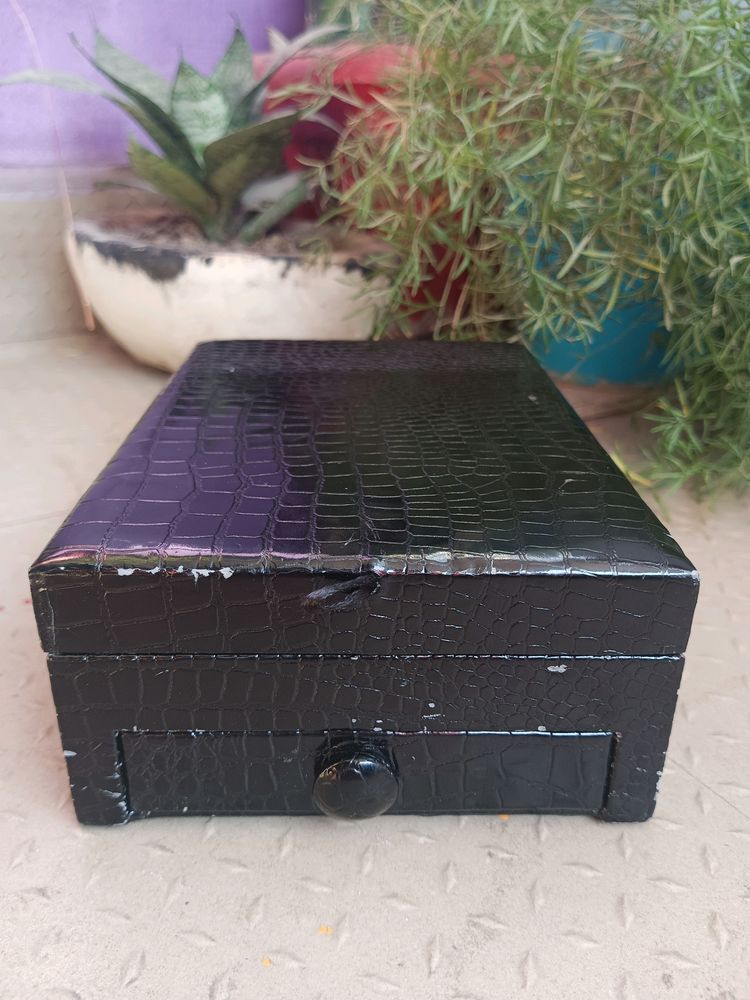 Jewelry Box With Mirror