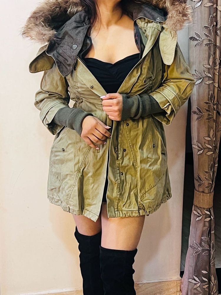 Stylish Olive Green Parka