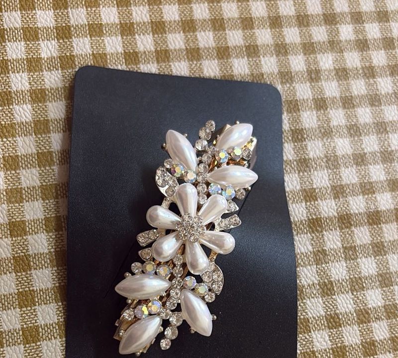 Pearl &amp; Rhinestone Flower Hair Clip