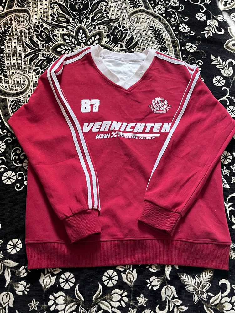 Red &amp; White V-Neck Sweatshirt