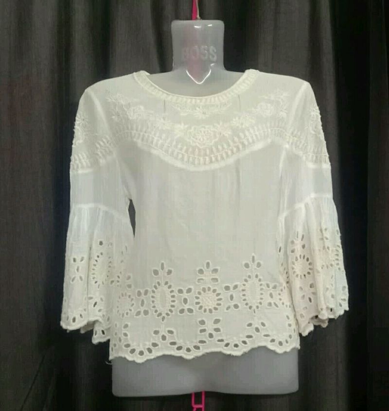 Zara Lace Eyelet Ruffle Top 💖