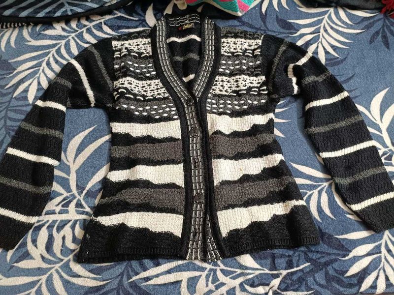 Patterned Knit Cardigan