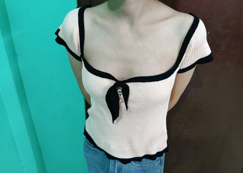 Pink Cute Tie-Front Top🩷