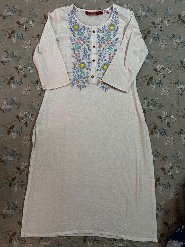White Kurti