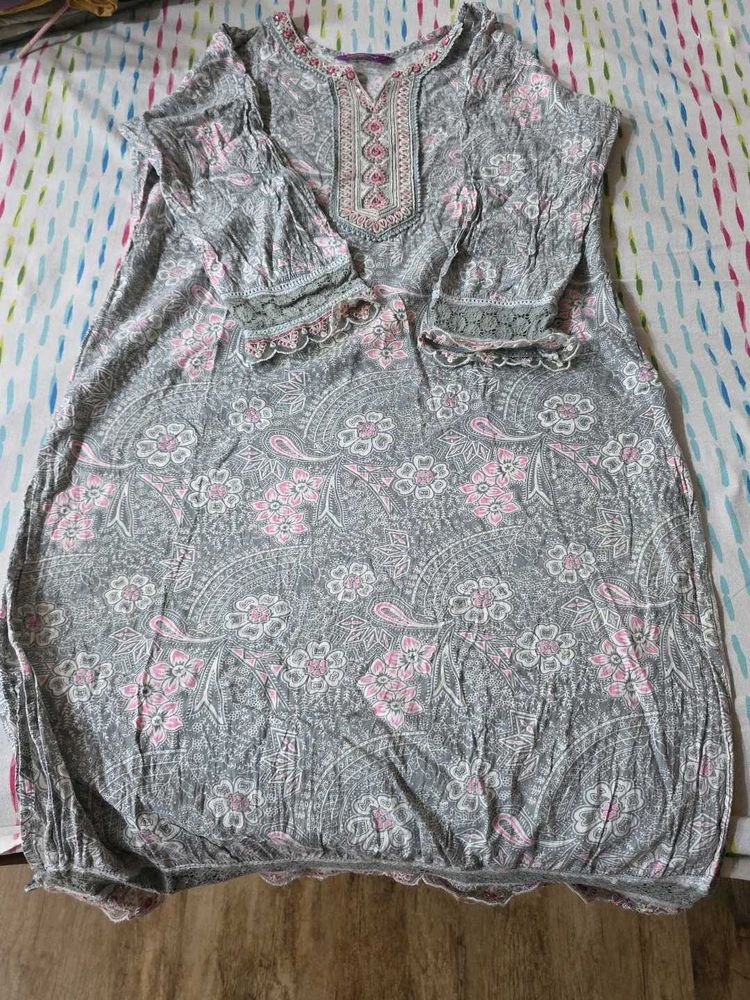 Elegant Floral Kurta