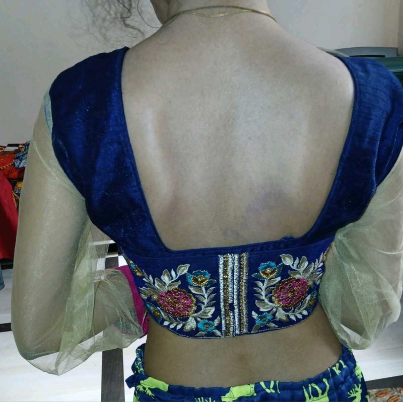 Blue Boutique Blouse 👚