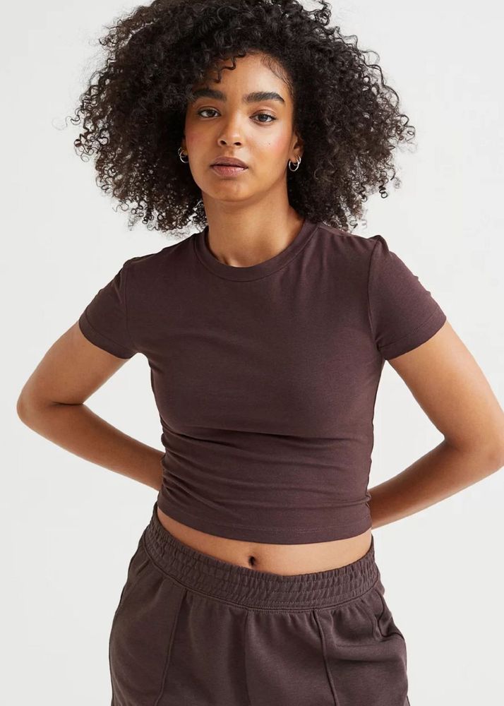Brown Cropped T-Shirt