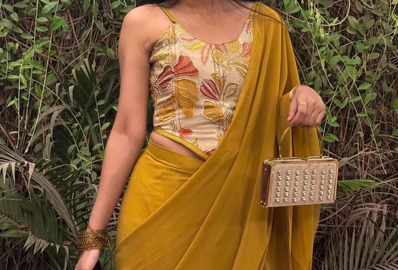 Saree with Corset Blouse