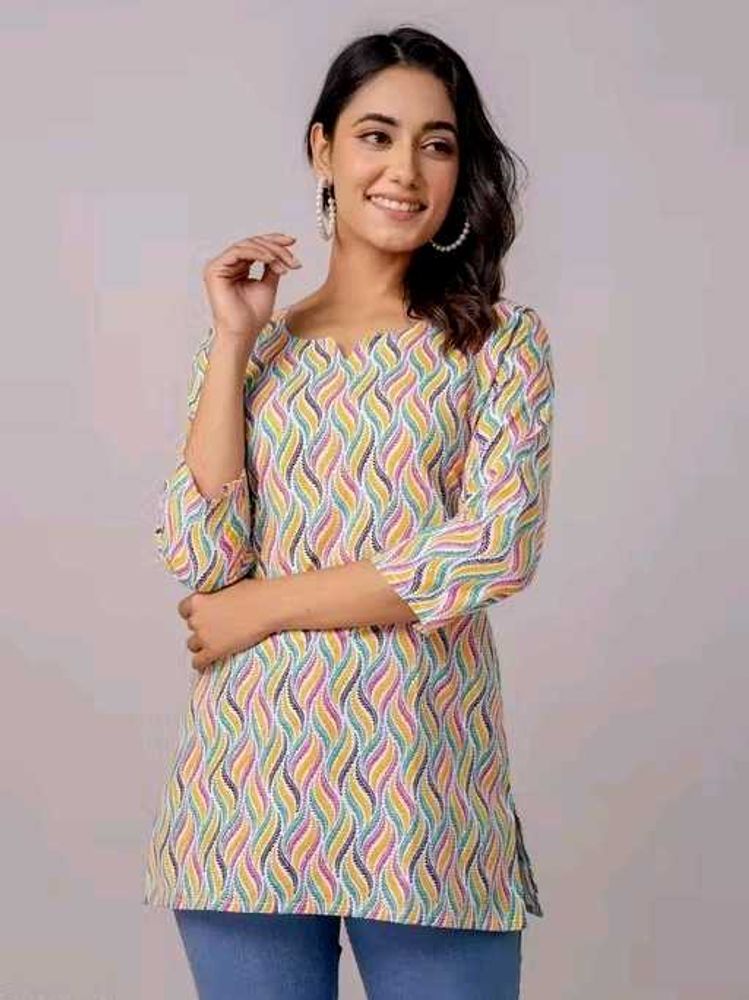 🌸 Stylish Multicolor Short Kurti 🌸