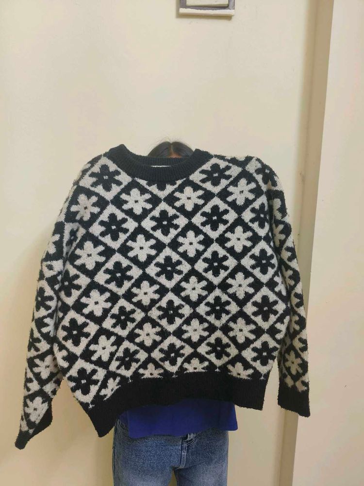 Full Sleeve Oversized Sweatshirt
