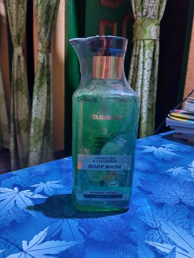 St.Botanica Green Tea &amp; Cucumber Body Wash 🎊🎉💥