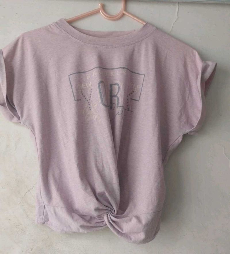 Cute Knotted Lilac Tee