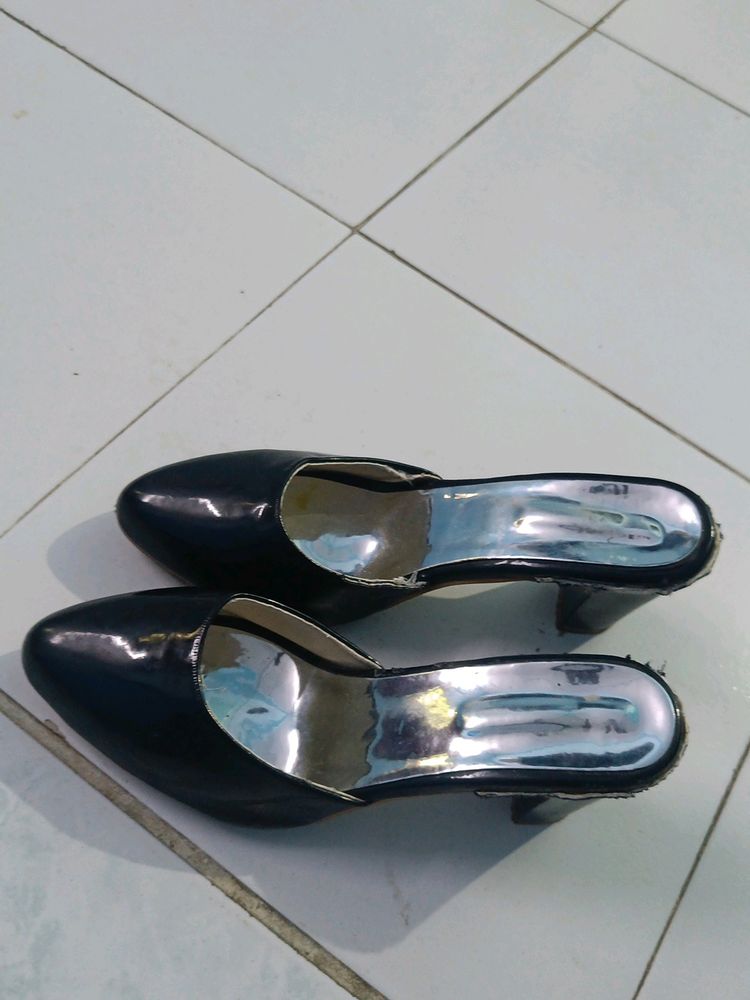Women&#39;s Black Block Heel Korean Sandal Footwear